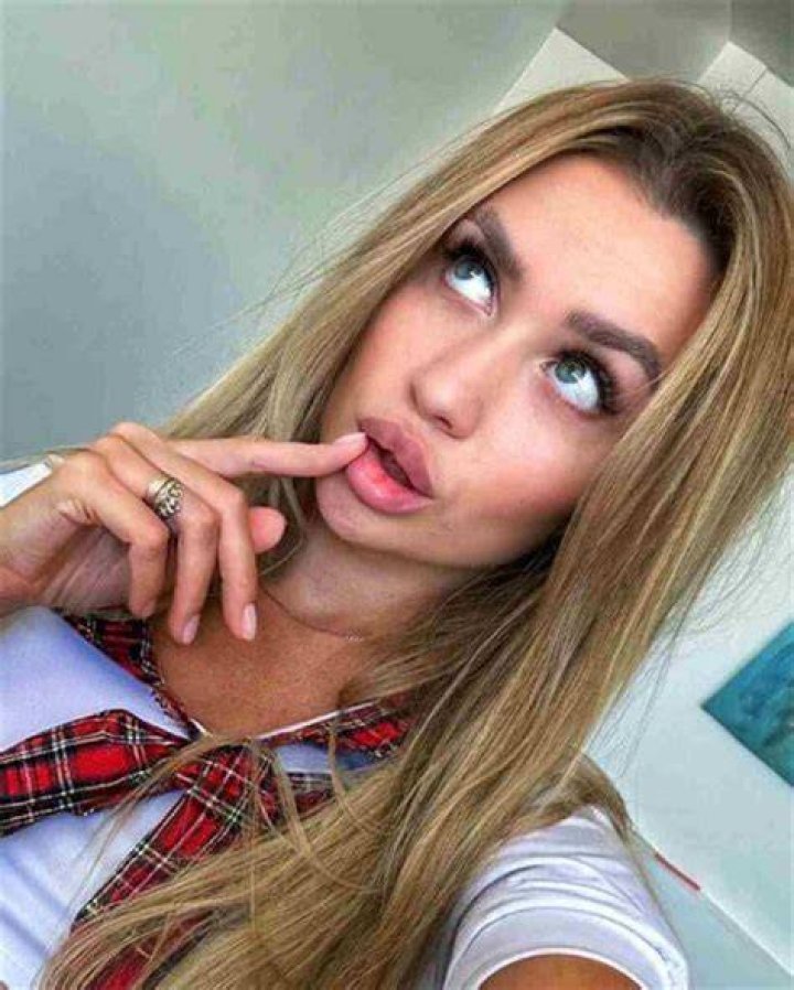 
Maddiehen02 Height, Weight, Net Worth, Age, Wiki, Who, Instagram, Biography 